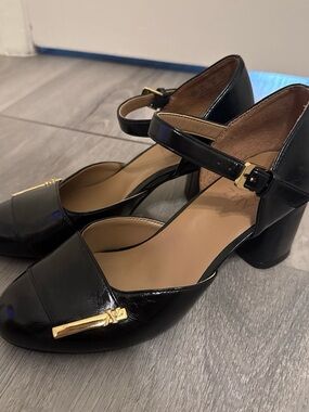 Naturalizer Black Patent Mary Jane Block Heels with Gold Accent